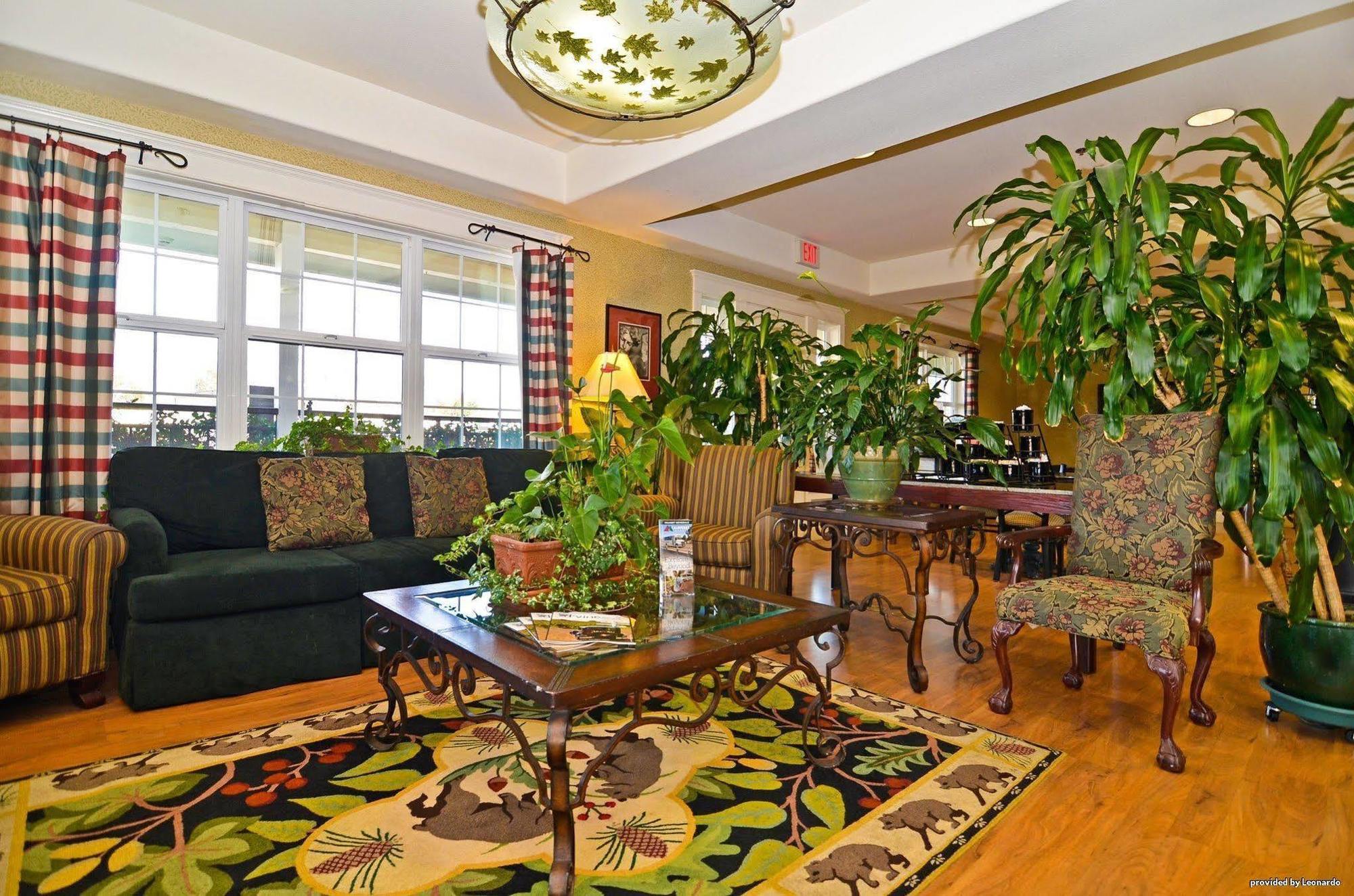 Best Western Cedar Inn & Suites Angels Camp Interior photo