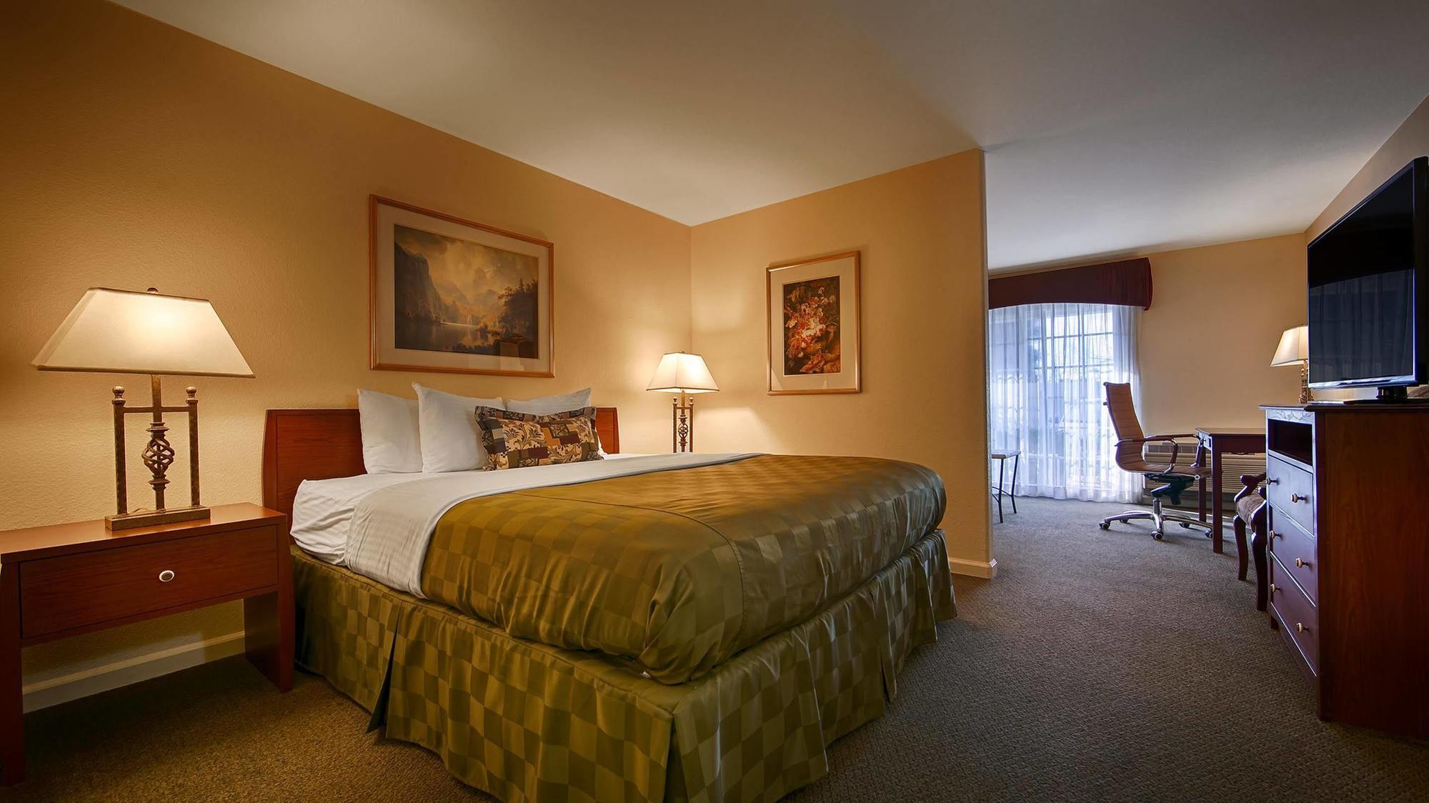 Best Western Cedar Inn & Suites Angels Camp Exterior photo